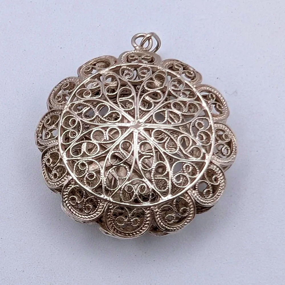 Vintage 800 Silver Filigree Trinket Rosary Box Pendant Madonna Child 1.25in